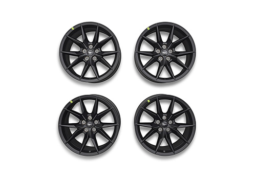 MUSTANG 19"X9.5" & 19"X10" WHEEL KIT BLACK