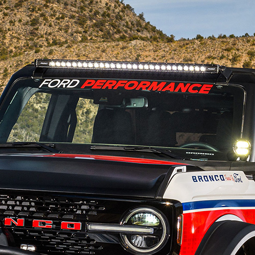 2021-2025 FORD PERFORMANCE BRONCO WINDSHIELD BANNER - WHITE/RED